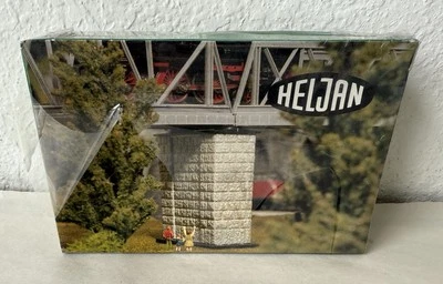 Heljan HO H0 1/87 #1765 2 Bridge Piers 8x3.5x8cm Made in Denmark Sealed NOS - Image 1 of 4