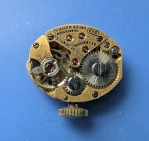 VINTAGE LADIES GRUEN 248 WRISTWATCH MOVEMENT RUNNING - Picture 1 of 3