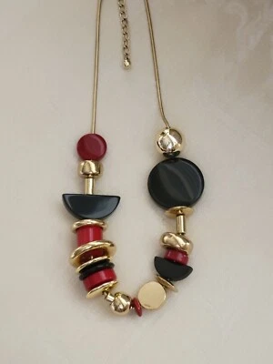 COLLAR DE CUENTAS DE RESINA MODERNO INSPIRADO EN ANGELA CAPUTI CADENA SERPIENTE TONO DORADO 20"24" Foto 1 de 4