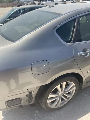 08-10 Infiniti M35 M45 Sedán Guardabarros Trasero Derecho Cuarto Panel Conjunto G8100-EJ7MB Foto 1 de 4