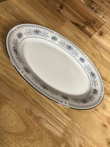 Vintage Krone Ming Königin Spitze 14" Ovale Platte Fine China - Bild 1 von 7