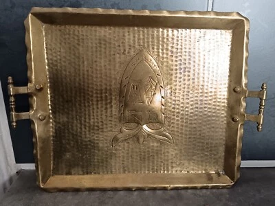 Ancien joli plateau en cuivre / laiton décor blason C72 - Photo 1/4