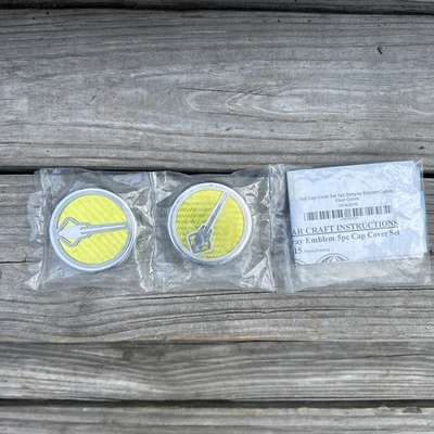 Juego de 2 cubiertas de tapa fluida Chevy Corvette Stingray con fibra de carbono 2014-2016 Foto 1 de 4