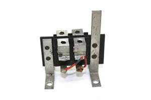 Vintage 2-poliger Elektroklemmenverbinder mit Montagewinkeln - Bild 1 von 2