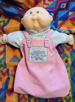 Poupée patouf vintage 1991 HASBRO - Photo 1/4