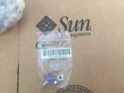 SUN 370-6066,   5M Nut KIT  & 1 key - Image 1 of 2