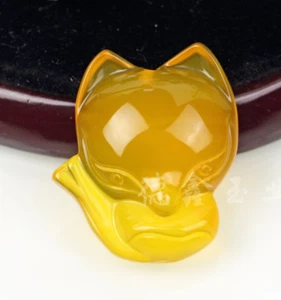 Natürlicher EISIGER Chalcedon Jade Fuchs gelb geschnitzt Achat Anhänger 30mm - Bild 1 von 3