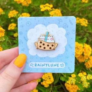 Rainylune Collectible Pin - Milk Tea Boba Frog Pin - Picture 1 of 1