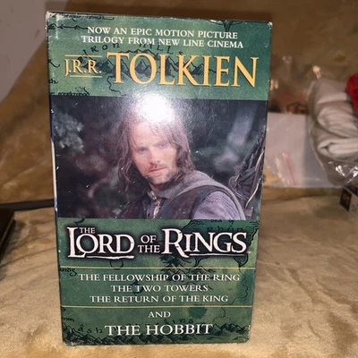 JRR.Tolkien The Lord Of The Rings & The Hobbit 4 book Paperback Box Set Vintage - Image 1 of 4
