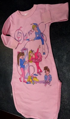 Vintage 1990s Girls Size 4 100% POlyestor Night Gown w/Dancing Girls on front* - Image 1 of 3