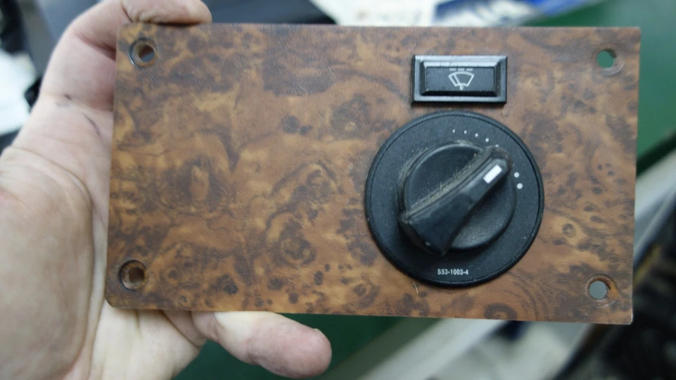 Kenworth Dash Wiper开关面板 — 第 1/4 张图片