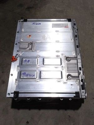 2021 toyota prius prime OEM hybrid battery assembly id G9280-47299 69k miles  - Imagem 1 de 4
