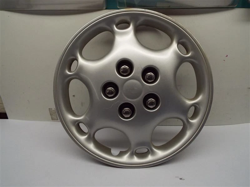 Tapacubos cubierta rueda compatible con 99-04 ALERO 198686 Foto 1 de 1