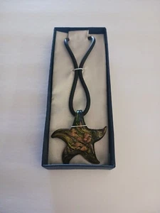 Collana con ciondolo stelle marine in vetro soffiato stile Murano ART nuova scatola aperta - Foto 1 di 5