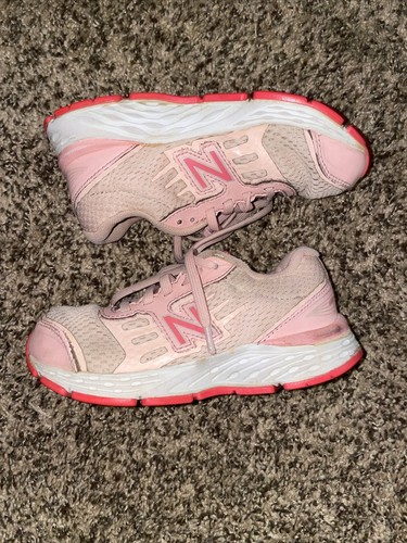 Scarpe da corsa per bambini New Balance rosa 680 Vs taglia 10 5