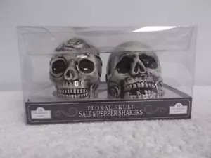 10 Strawberry Street Halloween Skulls & Roses Ceramic Salt & Pepper Shakers New - Picture 1 of 3