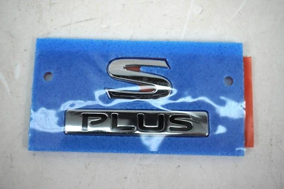 2019-2022 Nissan Leaf Hatch Emblem Back Door 90896-5SF0C OEM - Image 1 of 4