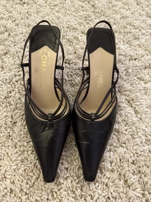 Chanel Negro Zapatos de Tacón con Cordón Talla 37.5 Foto 1 de 4