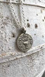 antique style silver coin old pendant necklace - Picture 1 of 3