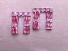 2 red gingham dolls house curtains 3.5” x 4”