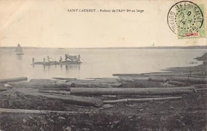 Guyane - SAINT LAURENT DU MARONI - Radeau de l'Administration Sanitaire au large - Bild 1 von 2