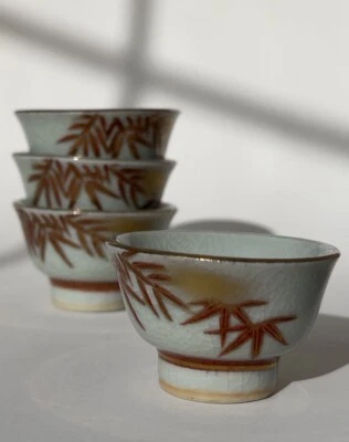 4 vasos de sake de porcelana japonesa Wan Ochoko Guinomi rojo dorado bambú firmados Foto 1 de 4