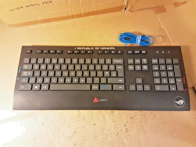 Logitech K290 Comfort Keyboard black, BLACK WITH BLUE BACK,  USB, UK,READ - Image 1 of 4