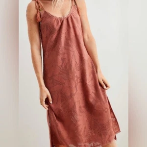 Abito Aerie L arancione ruggine pizzo midi boho floreale uncinetto slip nappa regolabile - Foto 1 di 11