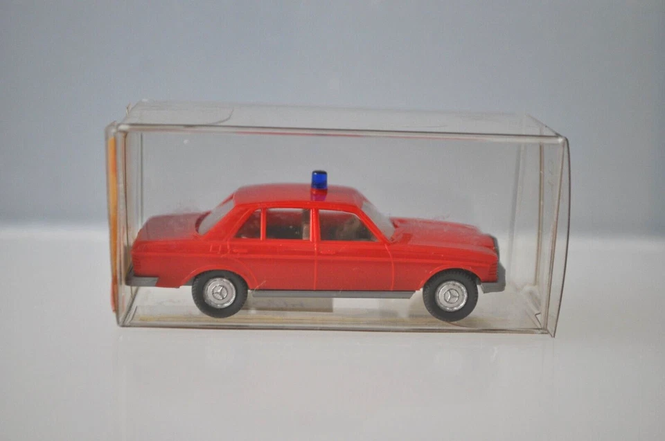Wiking 600/14 Mercedes Benz 240D Fire Chief Sedan - NEW w/BOX - Image 1 of 4