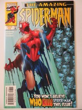 AMAZING SPIDER-MAN VOL. 2 #8 - FLEER TRADING CARD INTACT !-1999 -MARVEL COMICS