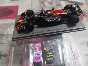 SPARK RED BULL RB18 VERSTAPPEN JAPAN GP 2022 WC N AMR MINICHAMPS IXO - Foto 1 di 5