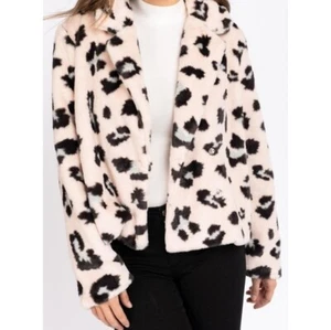 Le Lis $225 Blush Leopard Cropped Faux Fur Snap Front Cropped Jacket Size S NWT - Picture 1 of 4