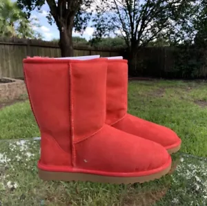 Stivali invernali corti classici UGG donna nuovi senza scatola taglia 6 - Foto 1 di 6