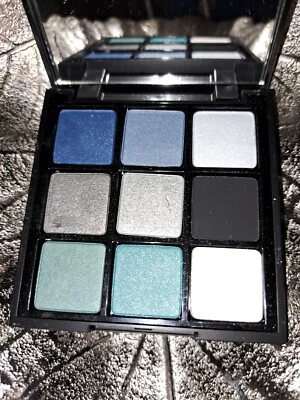 Chogan Palette 9mit Kompakt  Lidschatten Farbe Winter Queen Blau farbig 18g Luxe - Bild 1 von 2