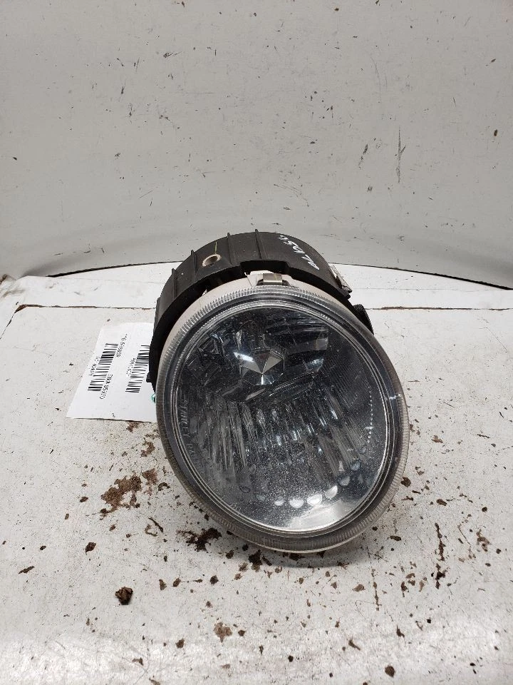 Parachoques antiniebla montado en la esquina/luz de estacionamiento para pasajeros para 05-06 LEGACY 1404071 Foto 1 de 4