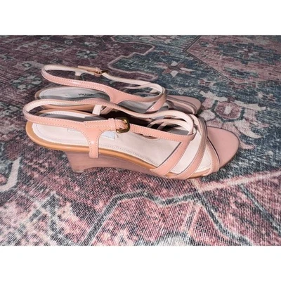 Sandalias de cuña Prada para mujer con tiras charol nude talla 38,5 Foto 1 de 4