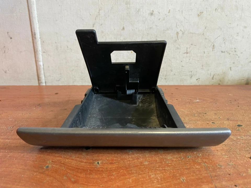 PEUGEOT 308 MK1 CENICERO CENTRAL ALMACENAMIENTO EMBELLECEDOR 9658691077 Foto 1 de 2