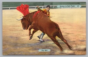Postcard Action in Bull Fight The Kill Matador Unposted Benito Juarez Stamp - Picture 1 of 2