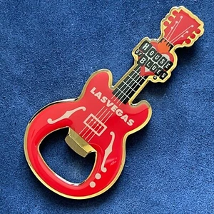 LAS VEGAS USA🎸HOUSE OF BLUES® HOB🎸GIBSON RED GUITAR MAGNET🇺🇸 COLLECTIBLE🎗 - Picture 1 of 3