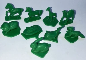 Vintage Tupperware Tuppertoys 9 Green Figures Alphabet Animals Busy Blocks Lot - Picture 1 of 8
