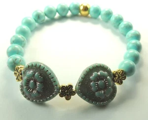 Turquoise Heart Flower Stretch Bracelet Howlite Gold Color Flowers Handcrafted - Picture 1 of 1