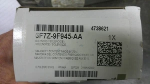 NUEVO Solenoide bote de vapor Ford OEM 6F7Z-9F945-AA - Imagen 1 de 2