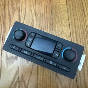 03-06 Chevy GMC Sierra Silverado Yukon Climate Control Unit Temp OEM 15105215 - Picture 1 of 5
