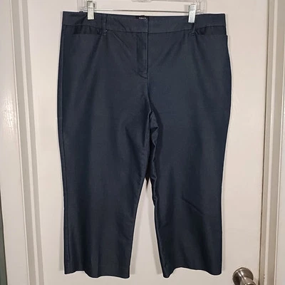 Pantalones capri Attention para mujer 14 azul cambray elástico calce moderno mezcla de algodón Foto 1 de 4