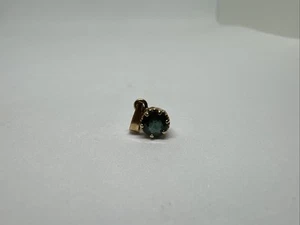 14k Yellow Gold Natural Round Cut Blue Topaz Solitaire Pendant, Hearts On Side - Picture 1 of 12