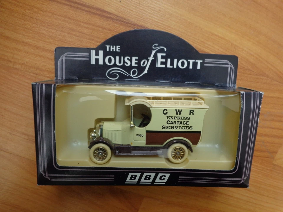 Lledo Giorni Andato Bull Nose Morris Furgone The Casa Di Eliott BBC GWR Express - Immagine 1 di 1