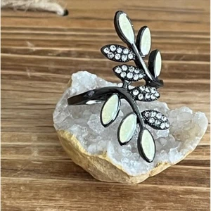 Neu Weinblatt Titan Ring, Strass Statement Cocktail Band Boho Ring-Größe 10 - Bild 1 von 16