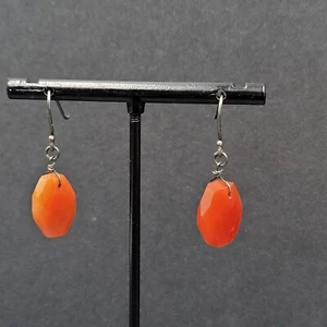 Pierced Earrings Carnelian Faceted Stone Bead Black Metal Dangle 5/8" - Picture 1 of 8