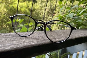 Gafas de titanio para hombre negras gafas ovaladas peso ligero - Imagen 1 de 10