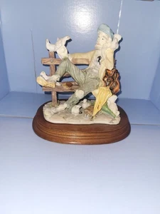 The Leonardo Collection Peaceful Friends 1991 Figurine Tramp On A Bench... - Picture 1 of 14